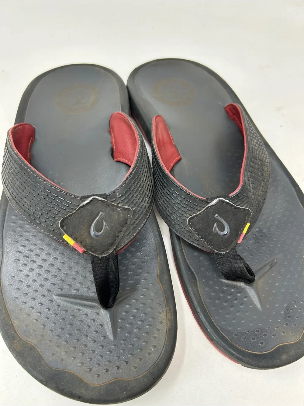 OluKai Men's Flip Flop Sandals Men’s Lifeguard Association Size 12/12.5